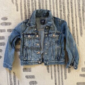 🎀 GAP Girl’s Classic Jean Jacket